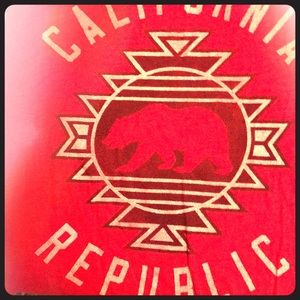 Cali rebublice T Shirt